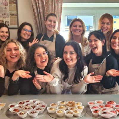 Pralinen-Backparty als Junggesellinnenfeier in Völs