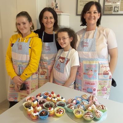 Eltern-Kind-Backkurse – Törtchen und Pralinen