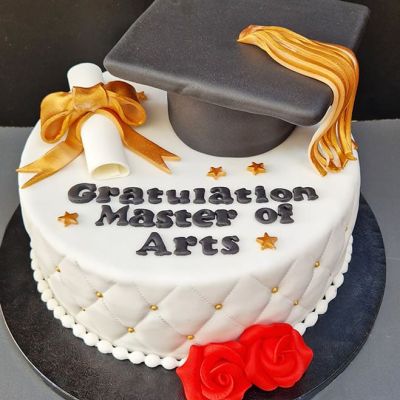 Master Of Arts Gratulations-Torte mit Fondant