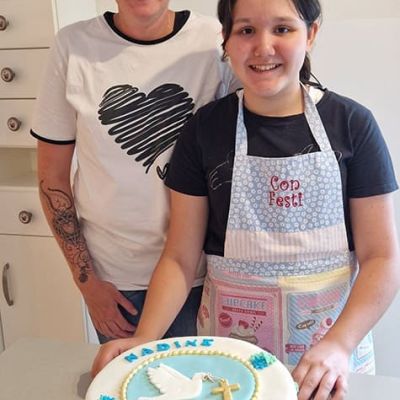 Erstkommunionstorte gestaltet von Mutter und Tochter