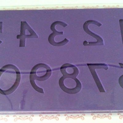 Zahlenformen f&uuml;rs Dekorieren von Torten