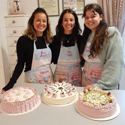 Cremetorten beim gemeinsamen Freundinnen-Backkurs bei Con Festi