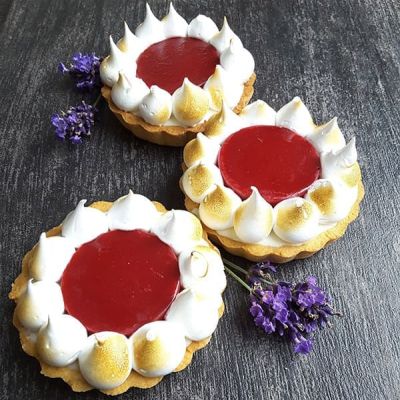 Törtchen mit Baiser und Früchten im Backkurse selber machen