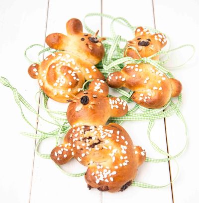 Hasen und Nester aus &Ouml;lteig