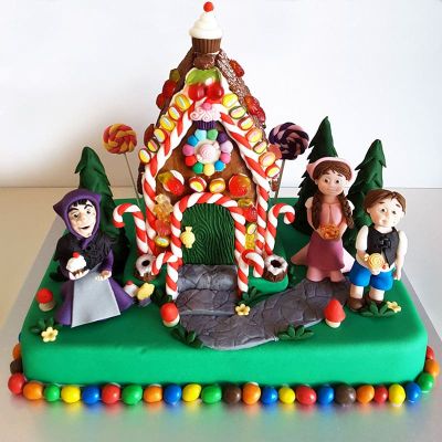 Hänsel und Gretel mit der Hexe Torte