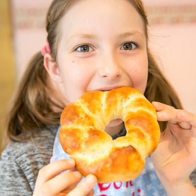 Croissants backen bei der Kinderbackparty ab 5 Jahren